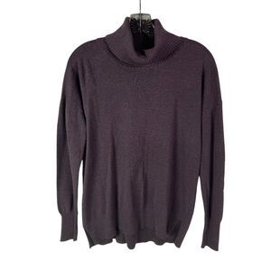 Max Studio Women's Turtleneck Sweater Size Medium Purple Thumbholes